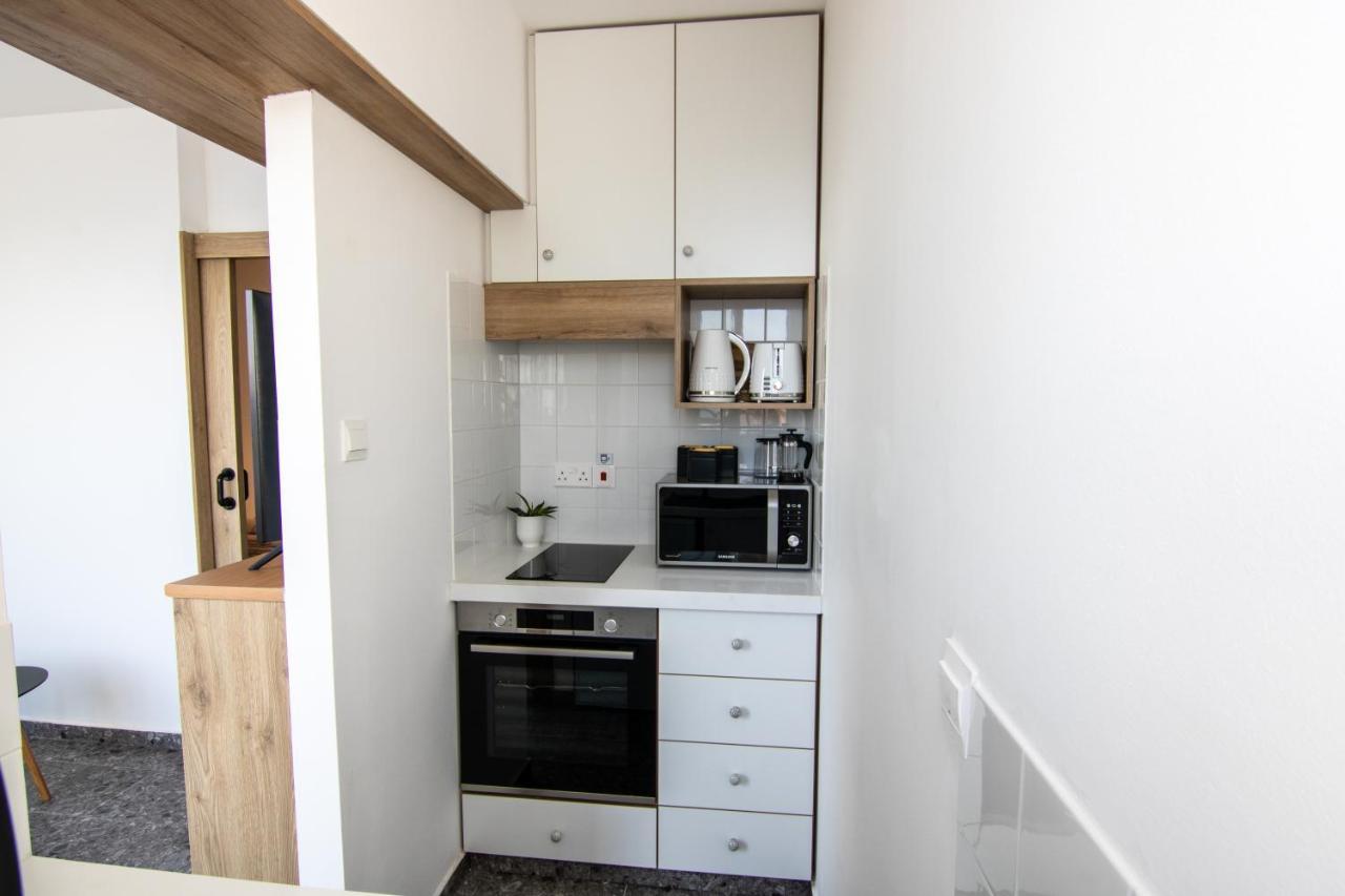 Phaedrus Living Seaview Studio Suite Lighthouse 52 Paphos Ngoại thất bức ảnh