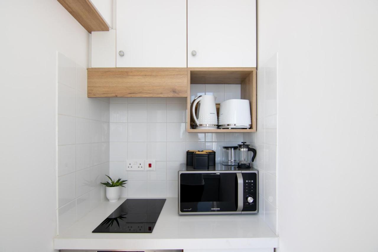 Phaedrus Living Seaview Studio Suite Lighthouse 52 Paphos Ngoại thất bức ảnh